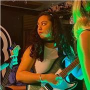 Initiation de guitare pour musiciens à en devenir!